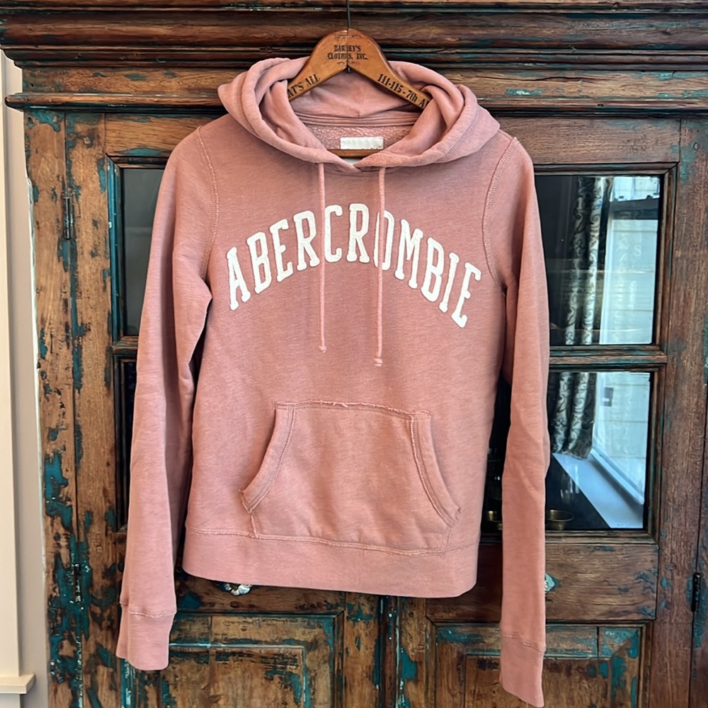 Vintage Abercrombie Hoodie 
XS
Dusty Rose color